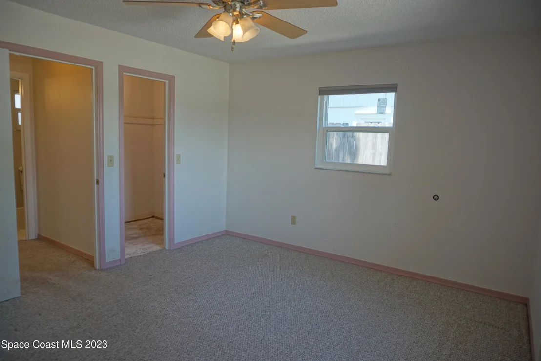 Photo of 688 Walnut Drive