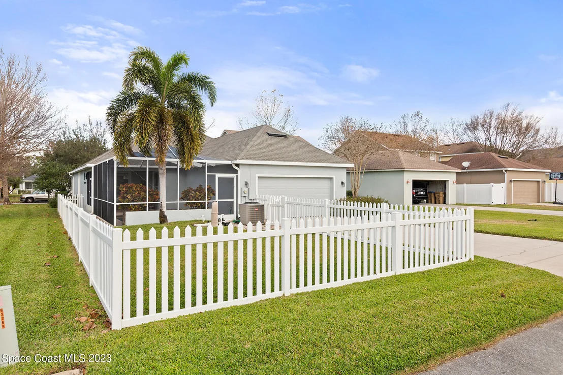 Photo of 6914 Beargrass Road