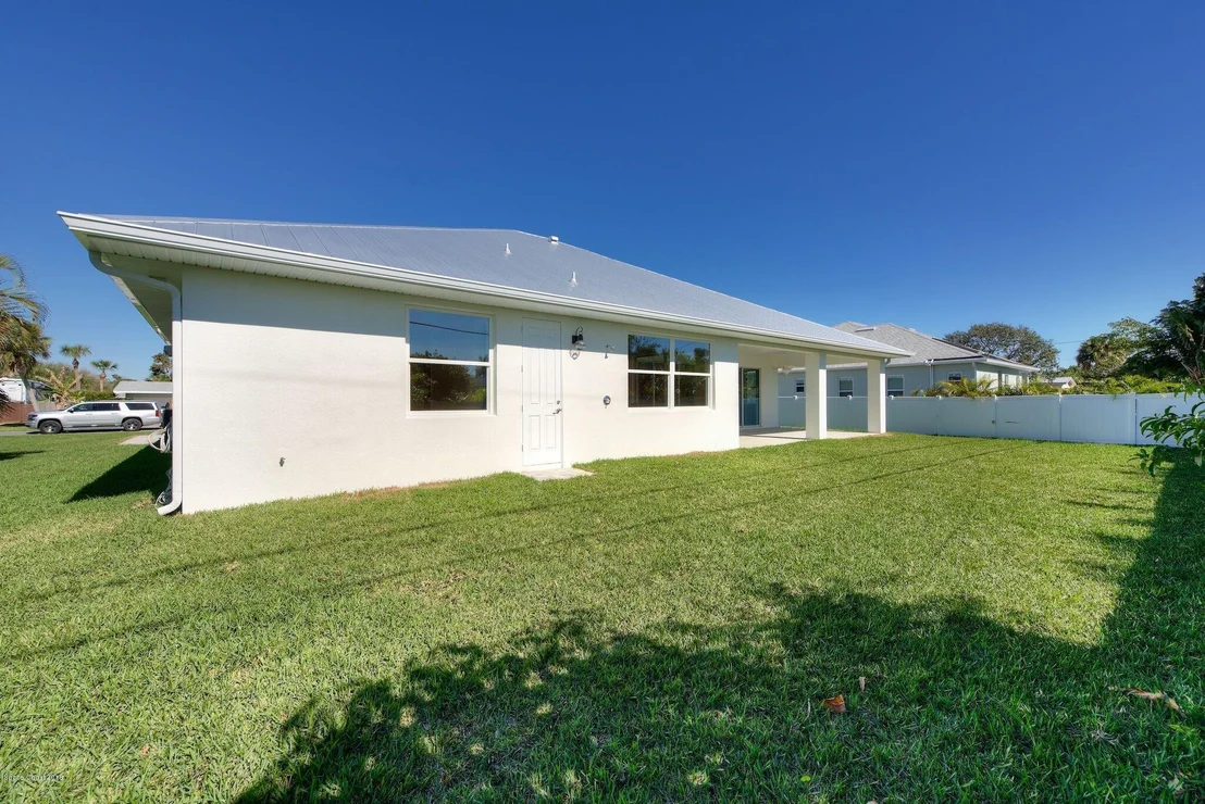 Photo of 511 Hibiscus