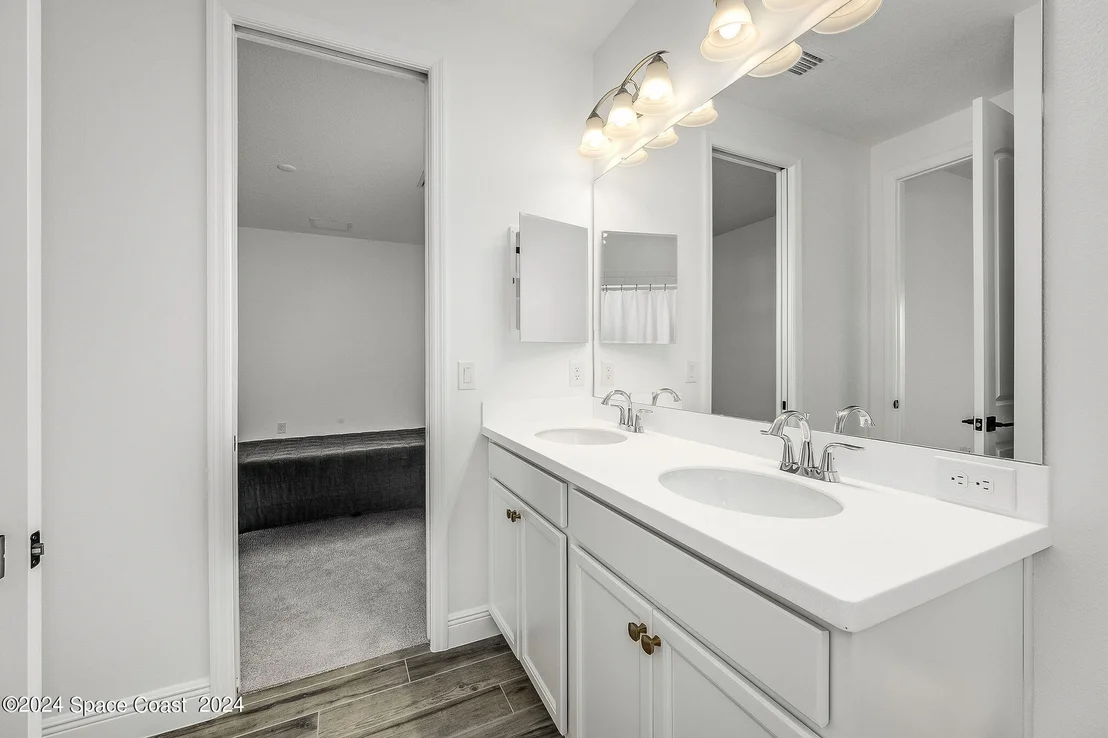 Photo of 8536 Lyside Drive