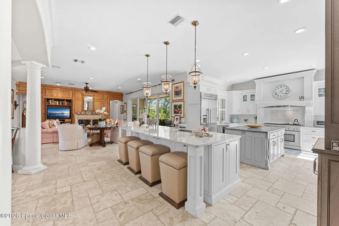 Photo of 339 Cocoa Avenue