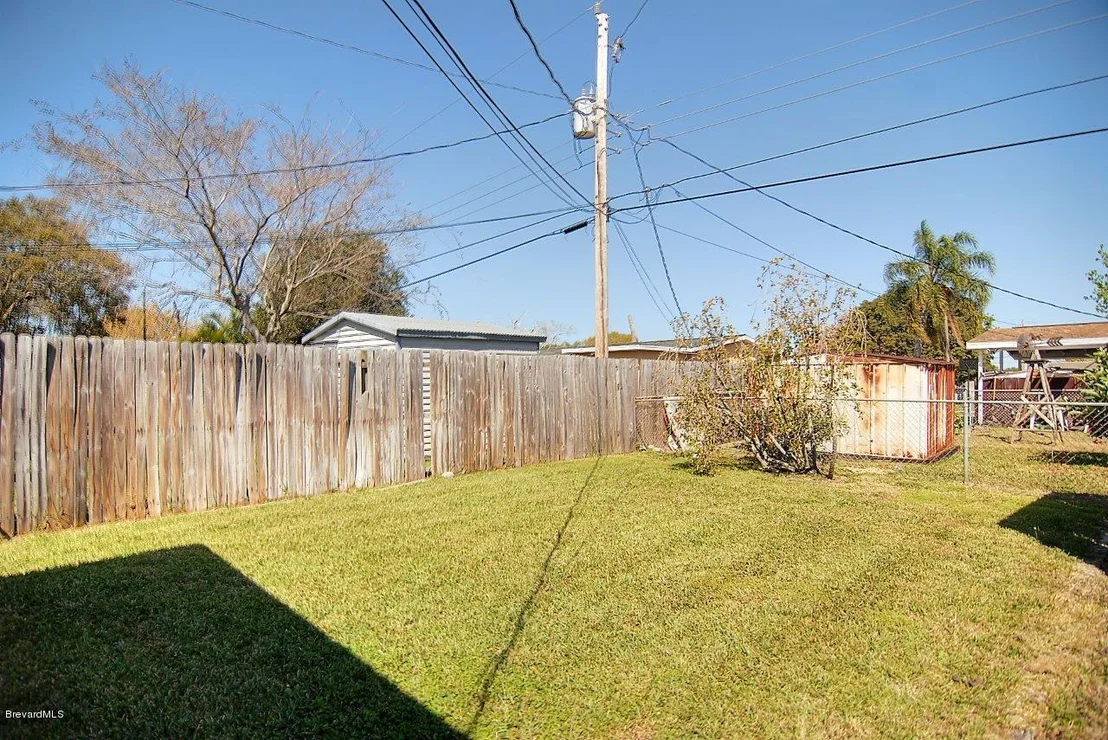 Photo of 1768 Buick Avenue