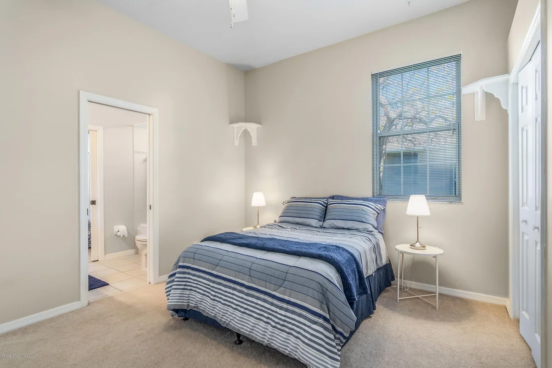 Photo of 978 Wildwood Drive