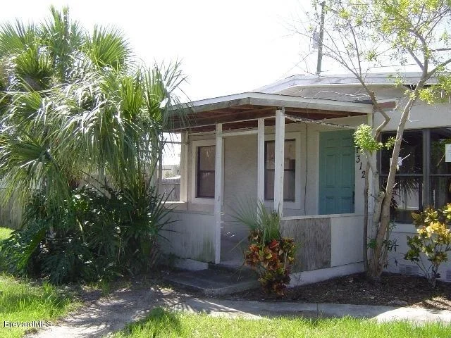 Photo of 312 Live Oak Lane