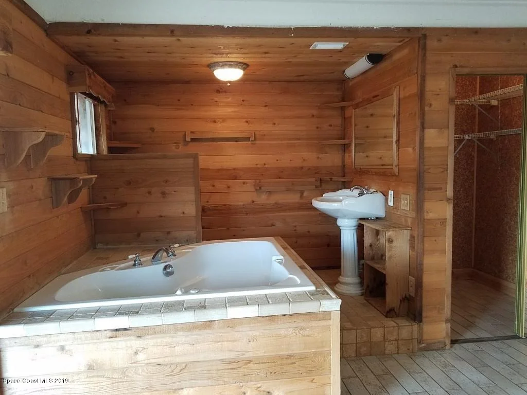 Photo of 4185 Bass Road
