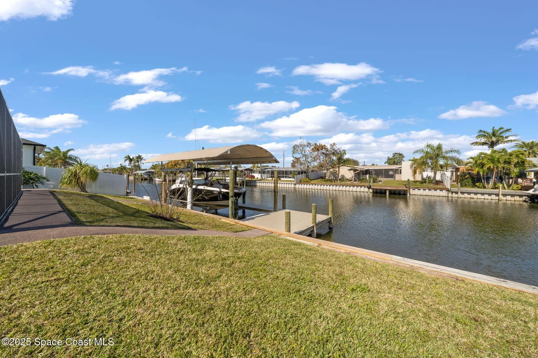 Photo of 431 Sandpiper Drive