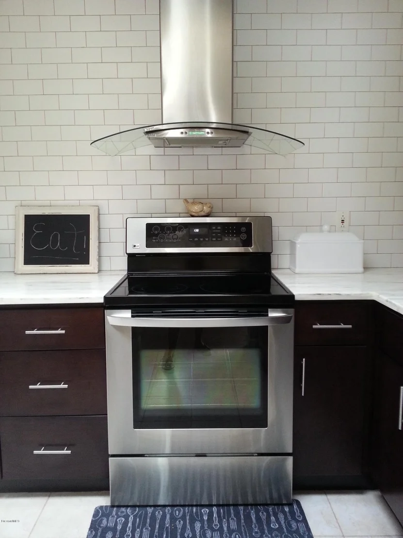 Photo of 667 Everglade Drive