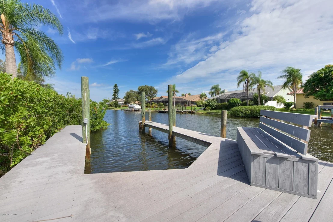 Photo of 545 Lanternback Island Drive
