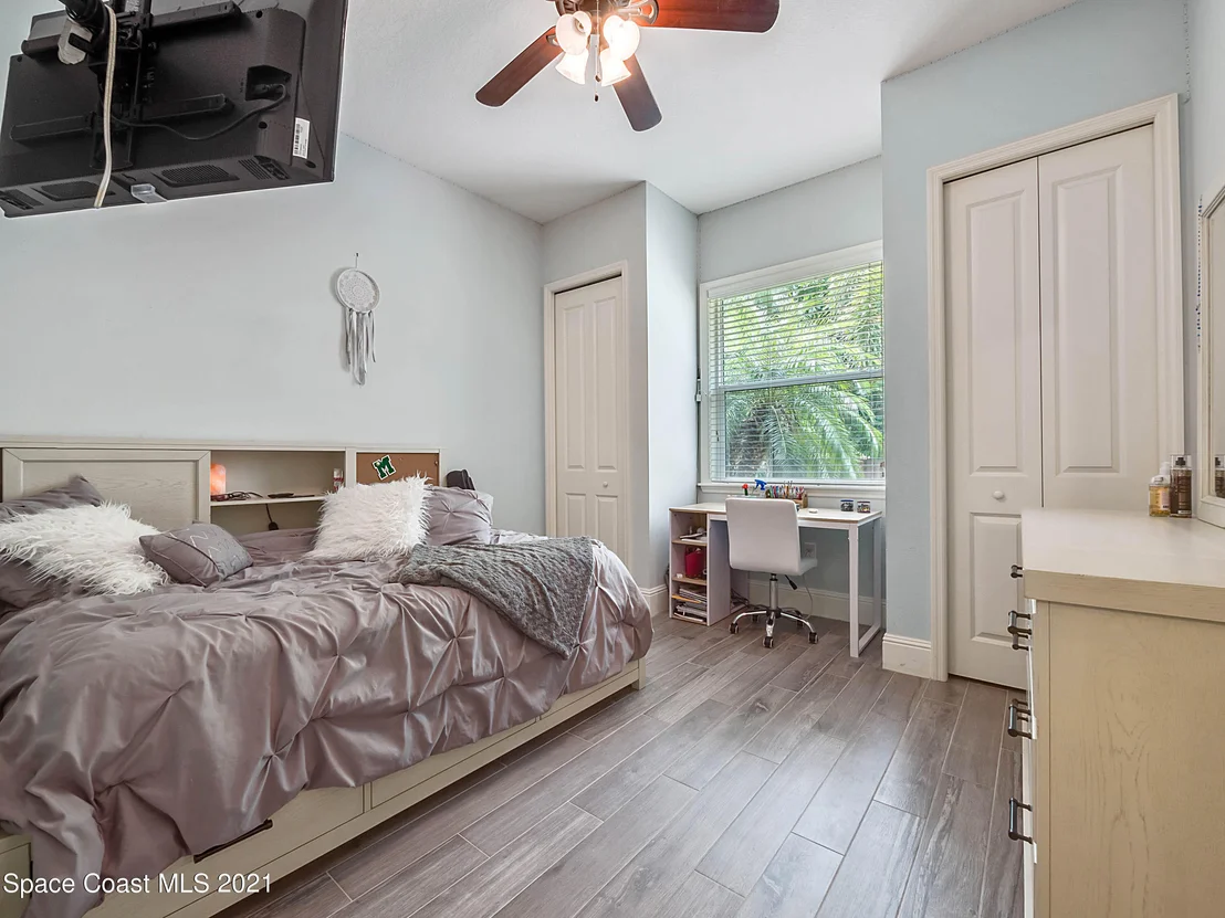 Photo of 357 Southampton Drive