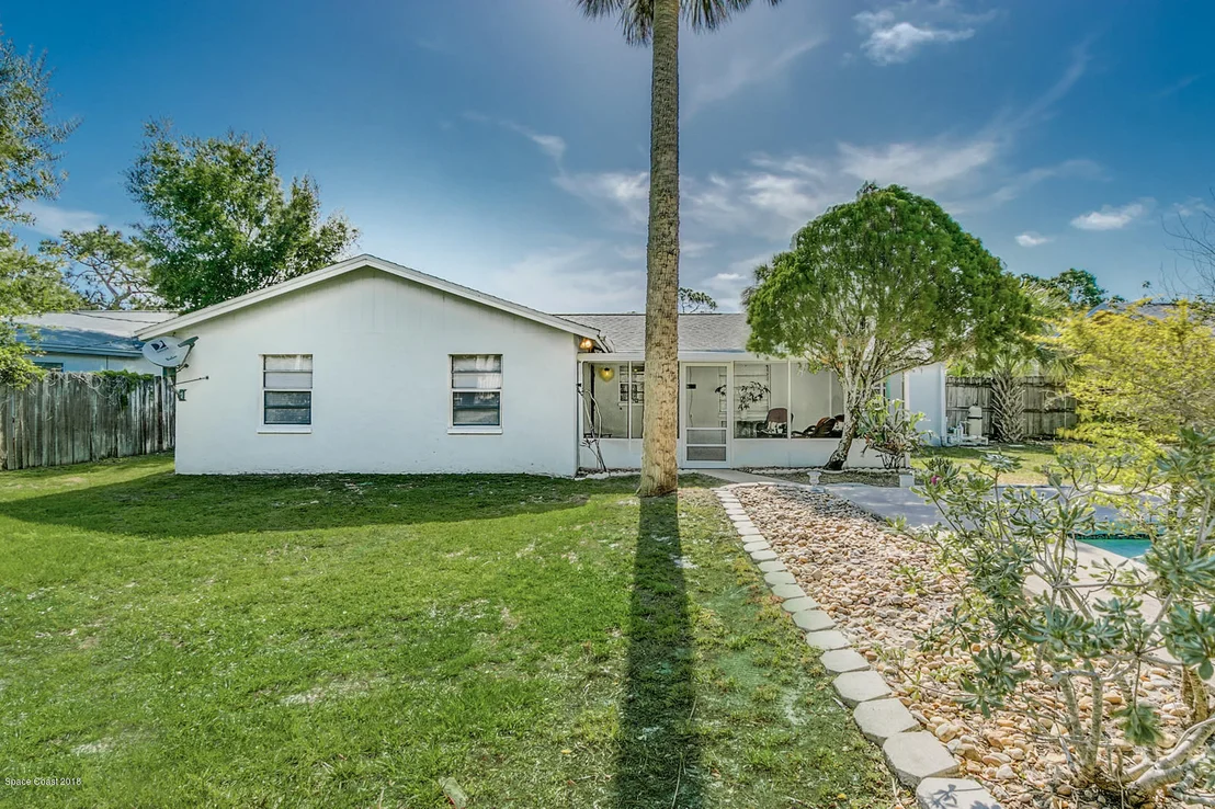 Photo of 171 E Haven Drive