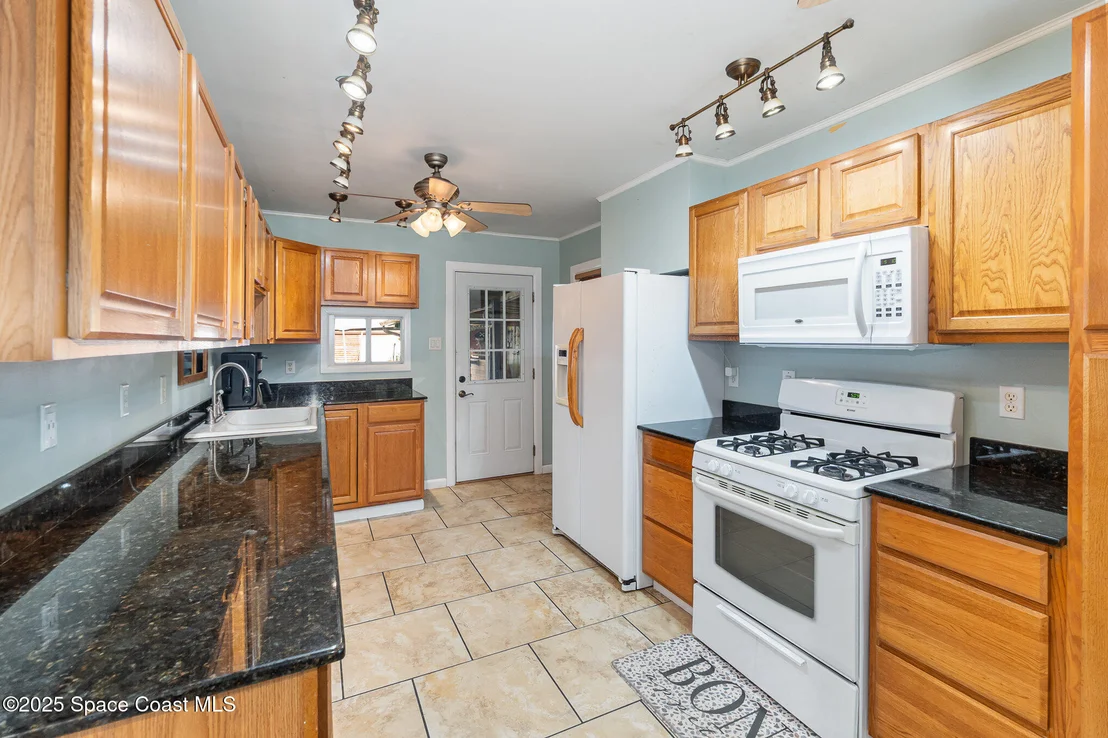 Photo of 1213 Constantine Street