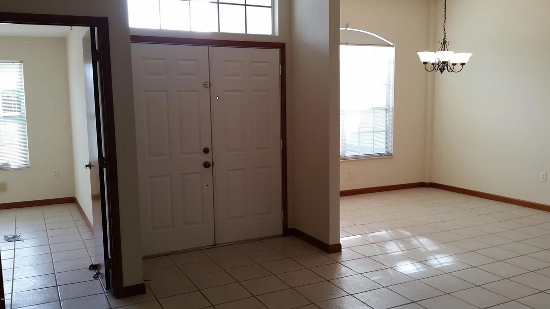 Photo of 2631 Lowell Circle