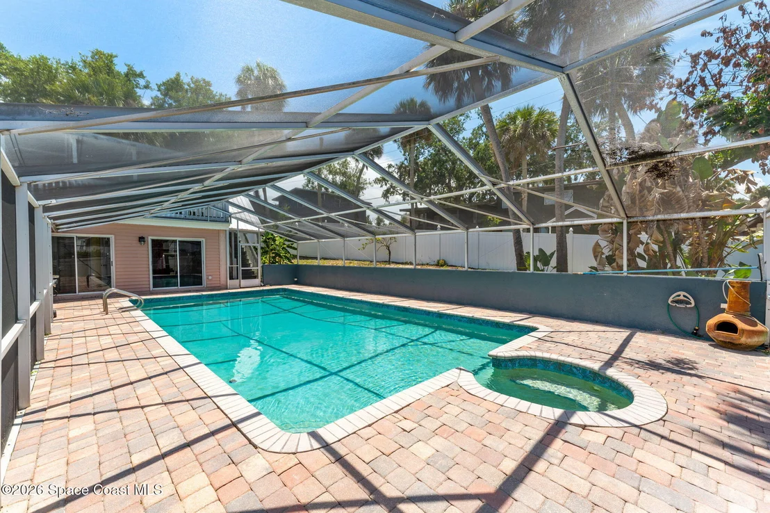 Photo of 2705 N Indian River Drive