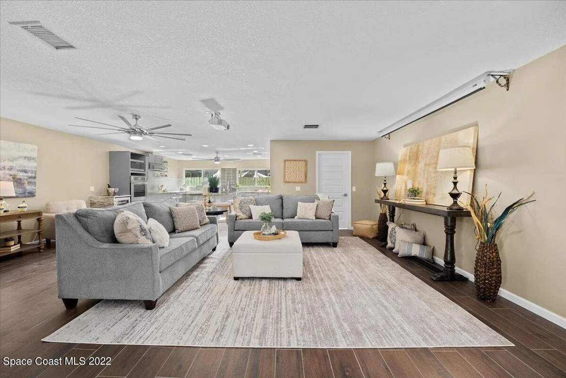 Photo of 239 Sand Pine Road