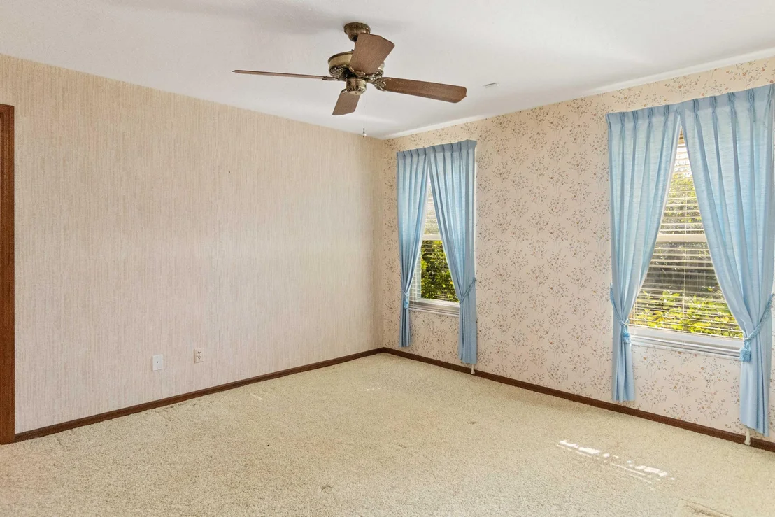 Photo of 741 Montclair Road NE
