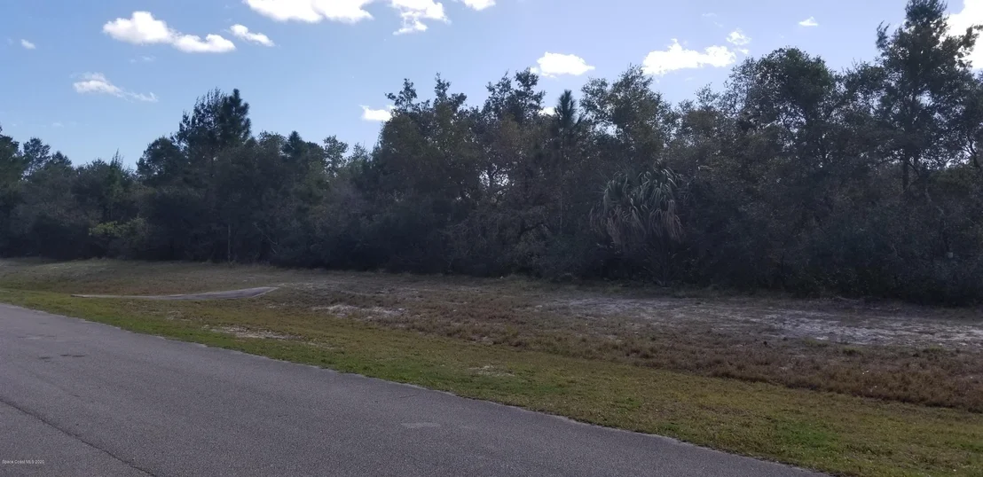 Photo of 3245 Peroutka Lane