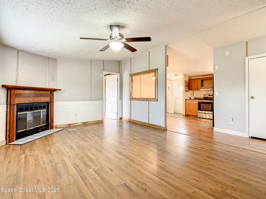 Photo of 9070 Mercury Drive