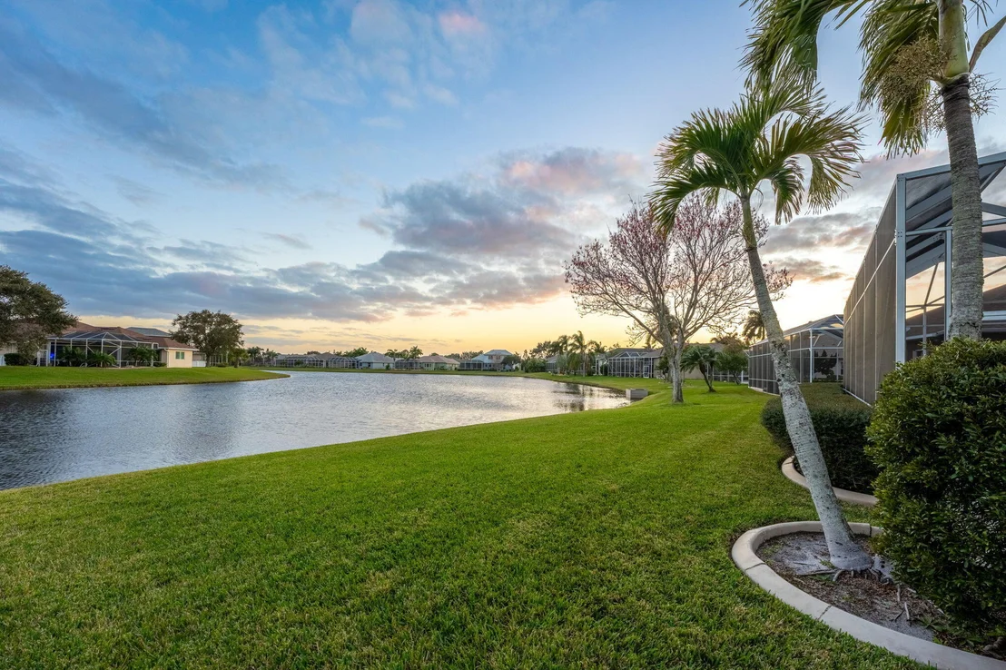 Photo of 1200 Starling Way