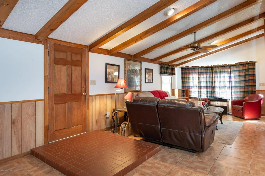 Photo of 1665 Harlock Road