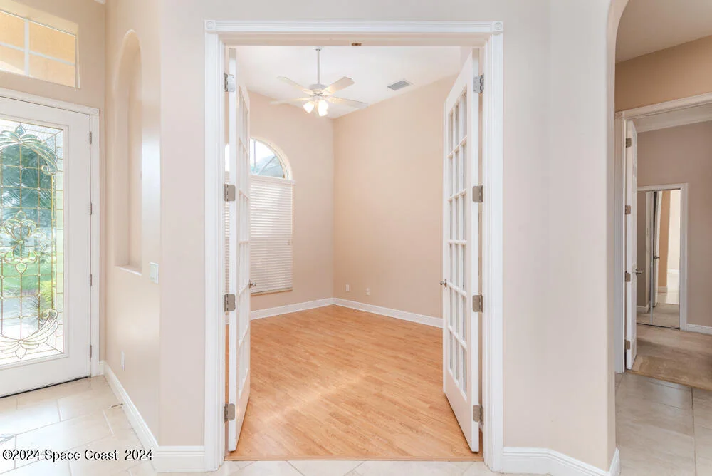Photo of 2131 Windbrook Drive SE