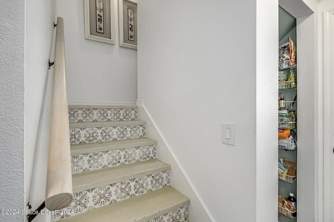 Photo of 1948 Windbrook Drive