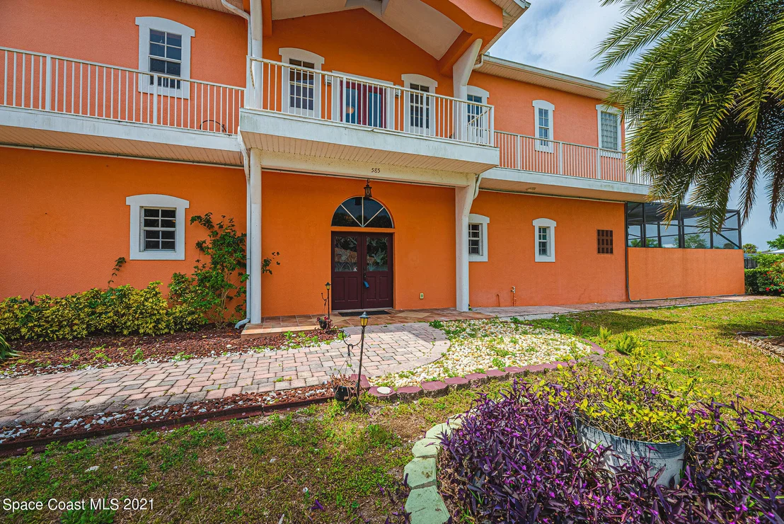 Photo of 585 Amber Lane