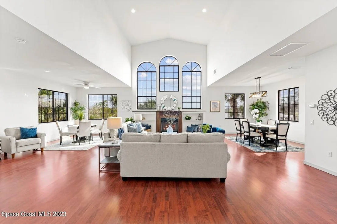 Photo of Unit 0 at 2980 E Bay Boulevard NE