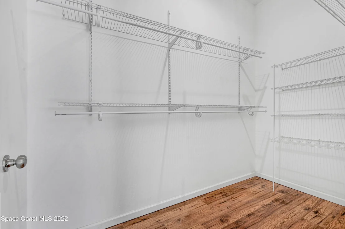 Photo of 3886 Beechgrove Road