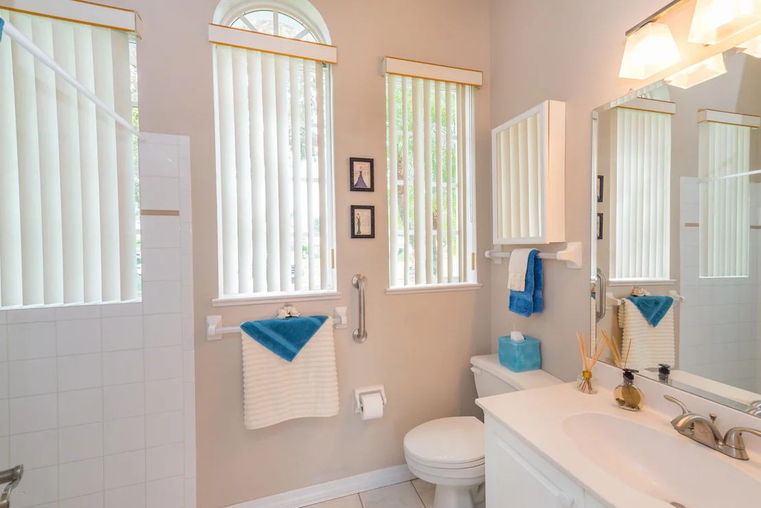 Photo of 919 Palm Brook Drive