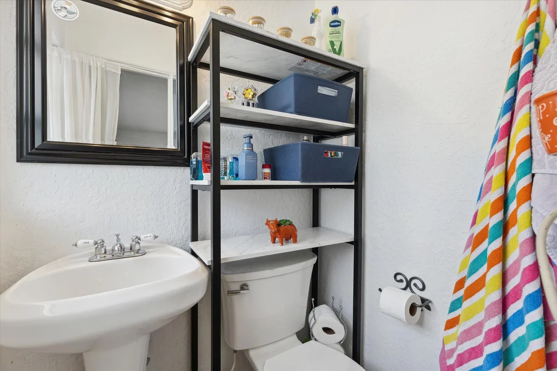 Photo of 1426 Hillcrest Drive