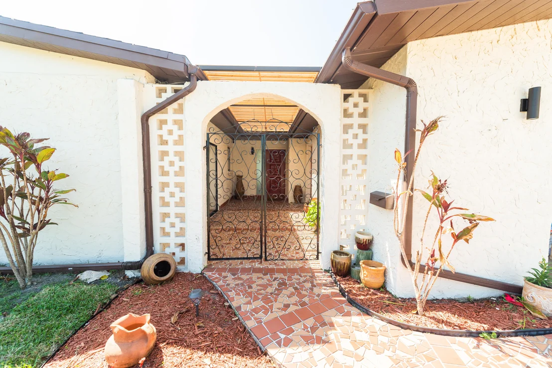 Photo of 1333 Estridge Drive