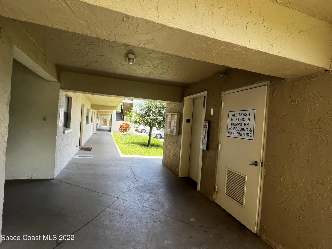 Photo of Unit 1231 at 305 Tangle Run Boulevard