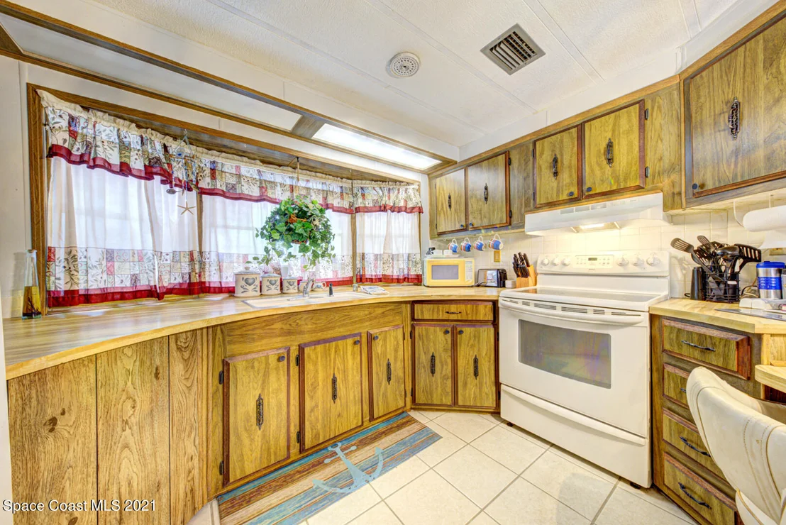 Photo of 4111 Joy Road