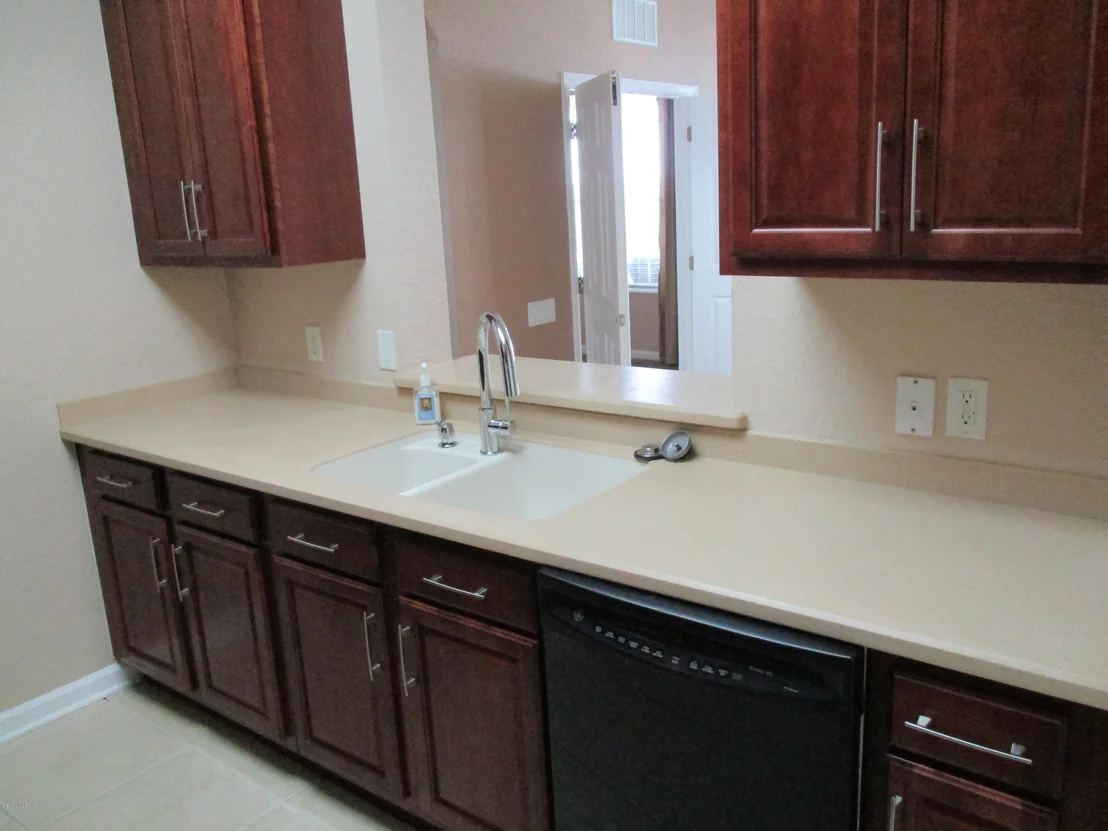 Photo of Unit 404 at 3848 Lexmark Lane
