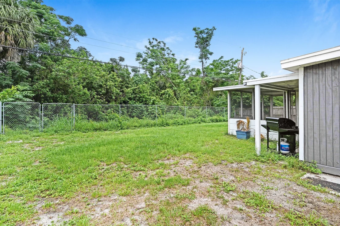 Photo of 2558 Lorna Drive