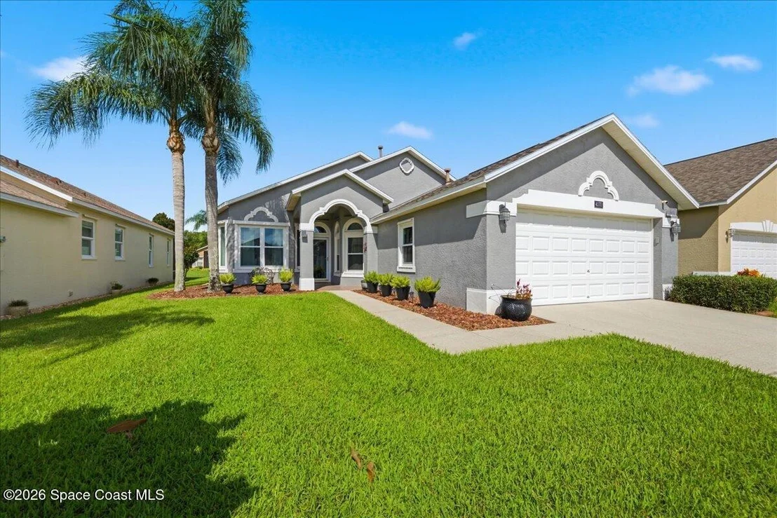Photo of 4570 Portage Trail
