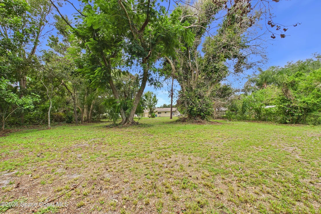 Photo of 1325 Ethel Circle NE