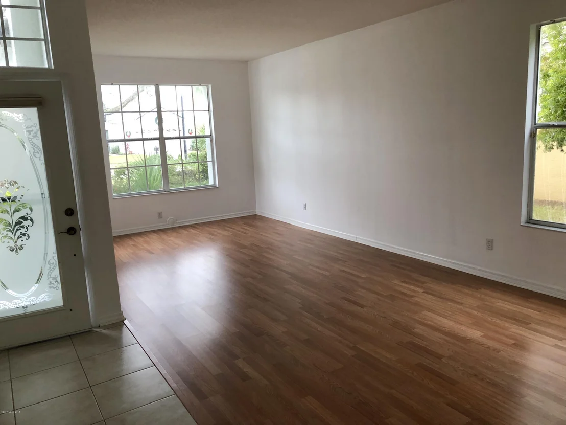 Photo of 984 Wimbledon Drive