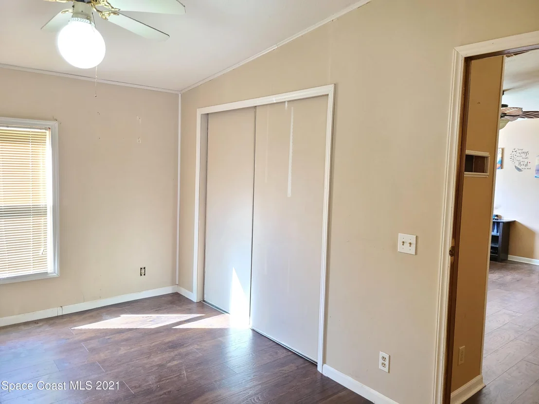 Photo of 17643 Evans Trail