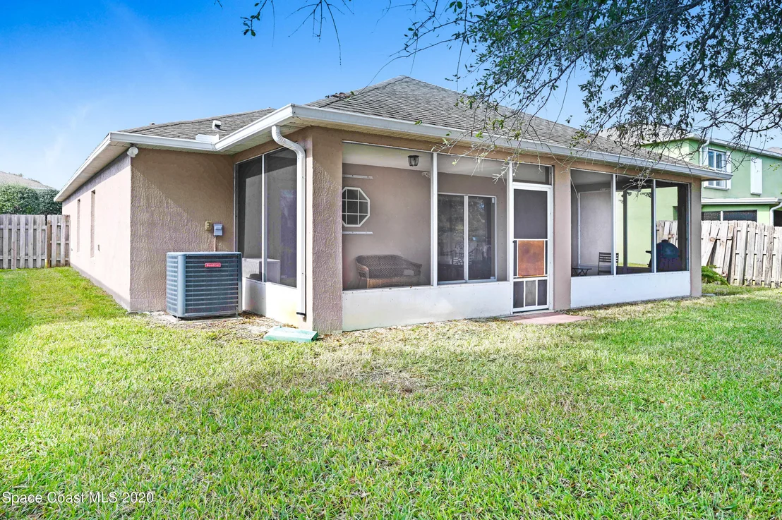 Photo of 1722 Sorento Circle