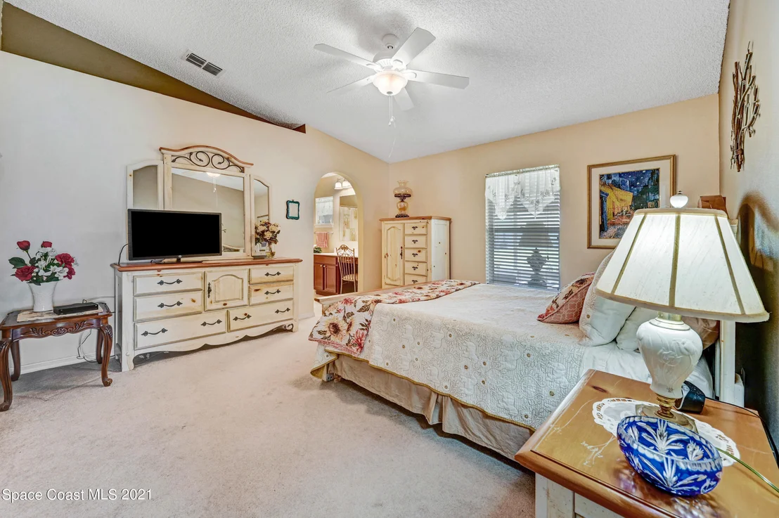 Photo of 2231 Spring Creek Circle NE