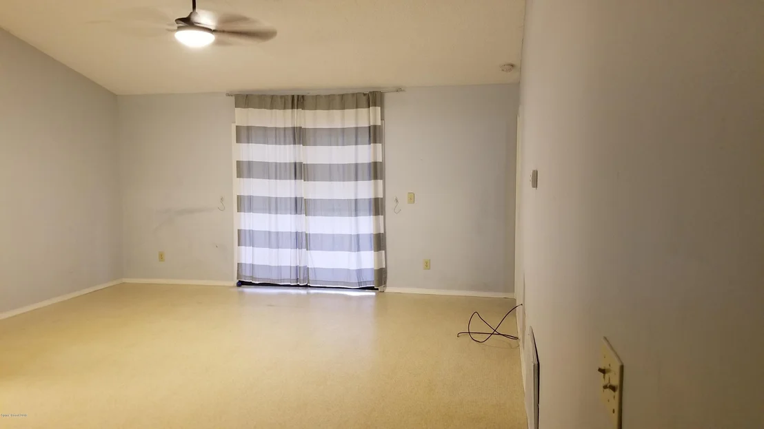 Photo of 4270 Silver Lake Drive