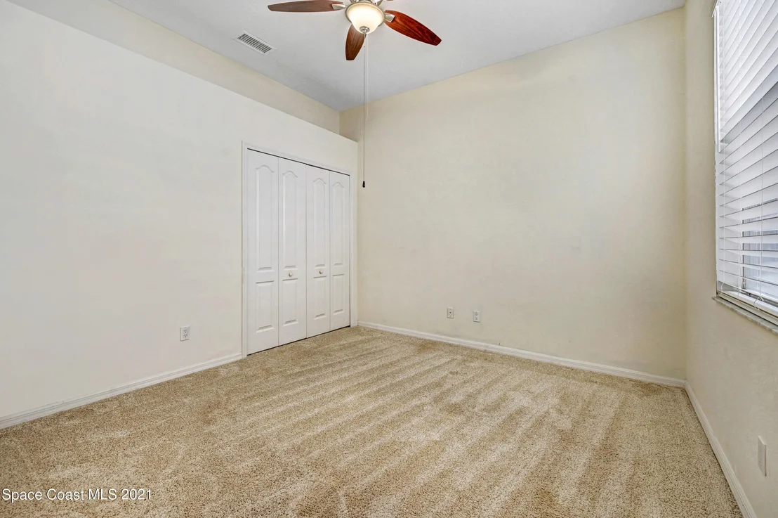 Photo of 5917 Newbury Circle