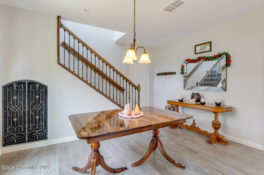 Photo of Unit 106 at 1365 Lara Circle
