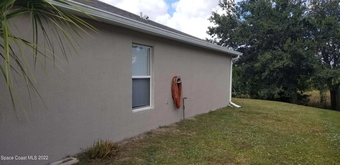 Photo of 6150 Edison Street