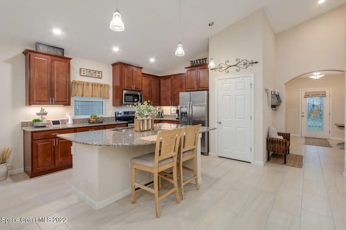 Photo of 932 Peta Way