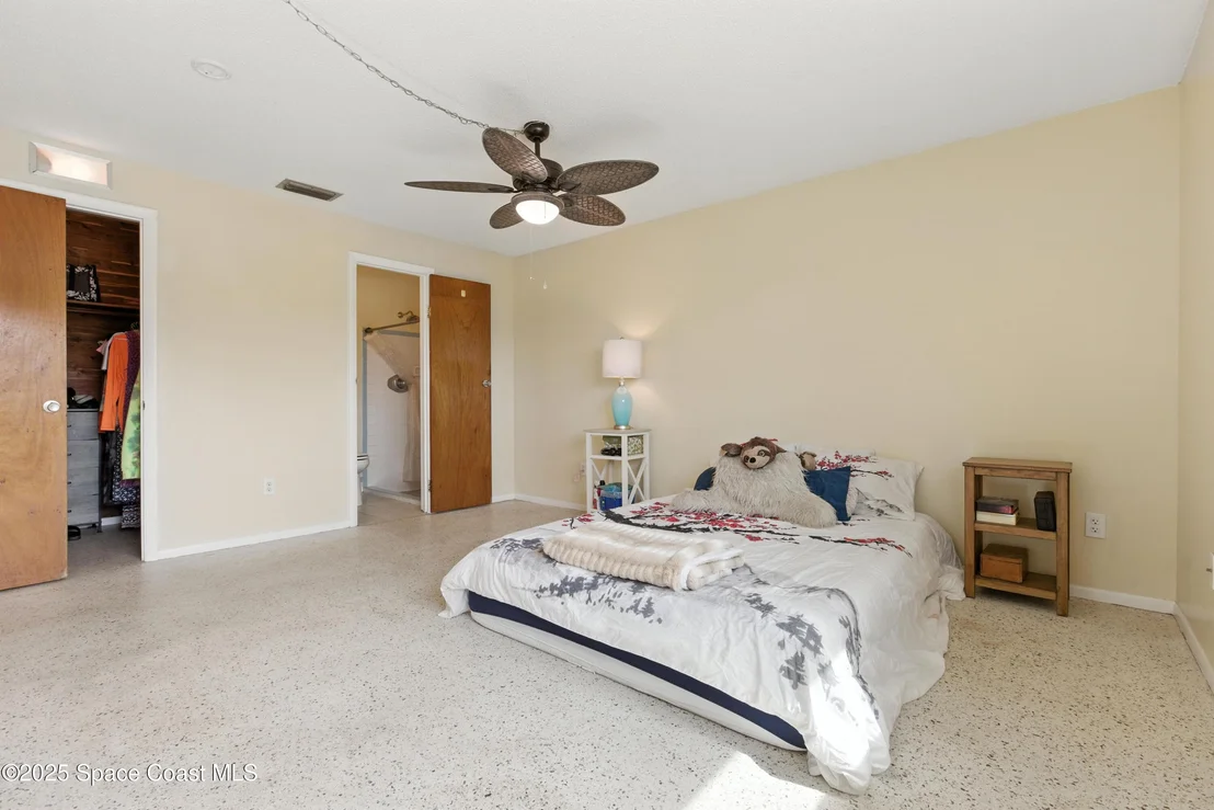 Photo of 582 Croton Road
