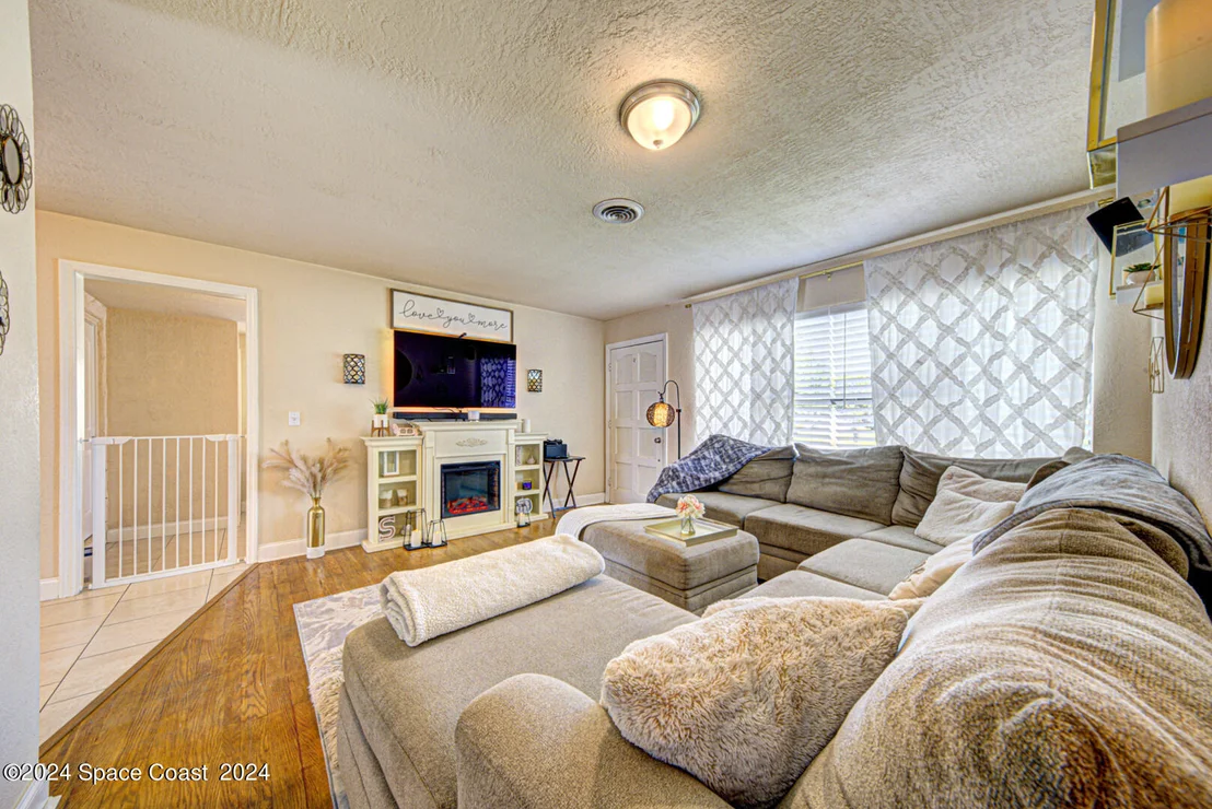 Photo of 1025 Illinois Road
