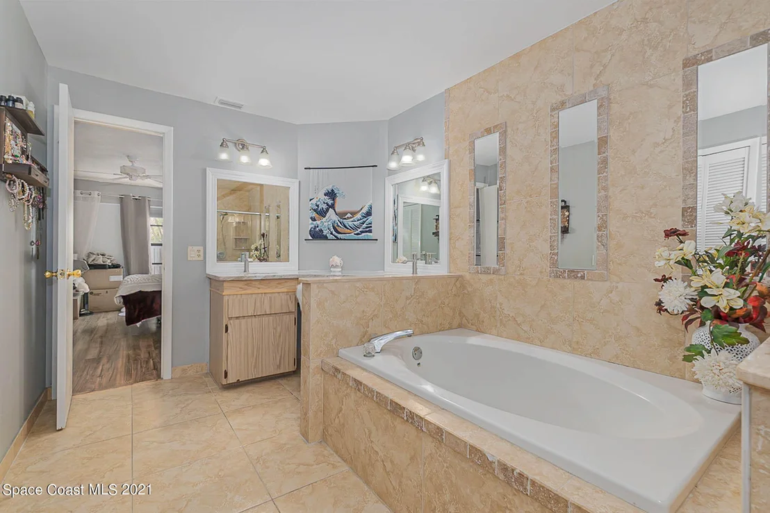 Photo of 805 Gardener Road