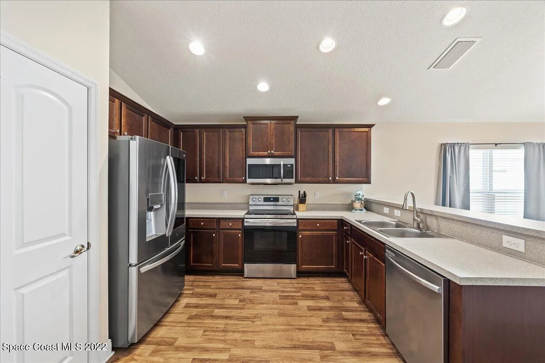 Photo of 458 Macon Drive